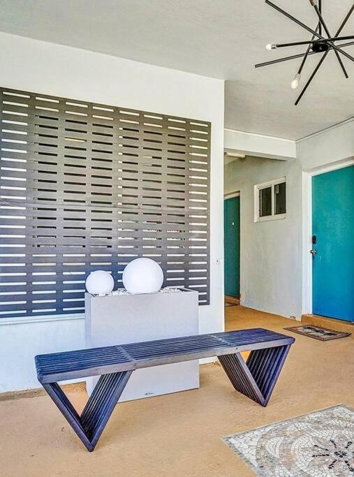 Hollywood Beach, Steps To The Beach, Pool Exterior photo